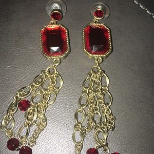 ♥️Vintage Ruby Red Chandler Earrings ❤️ 💥NWOT💥